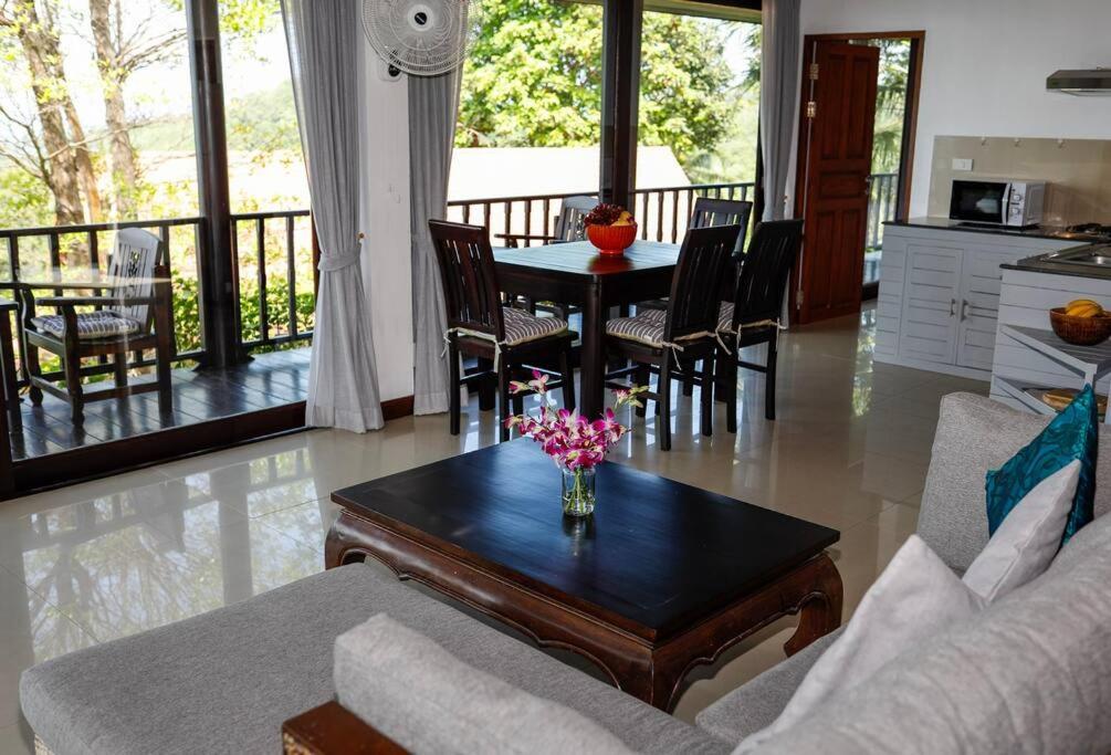 Baan Chom Chan Ko Pha Ngan Exterior photo
